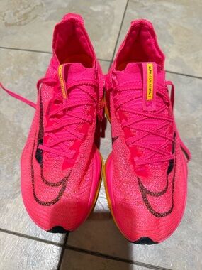 Nike Alphafly Next%2 Women’s Running Shoes in Vibrant Pink with Black Swoosh